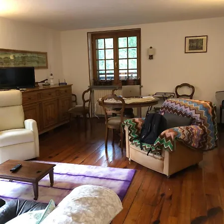 Il Pino Cembro Lägenhet